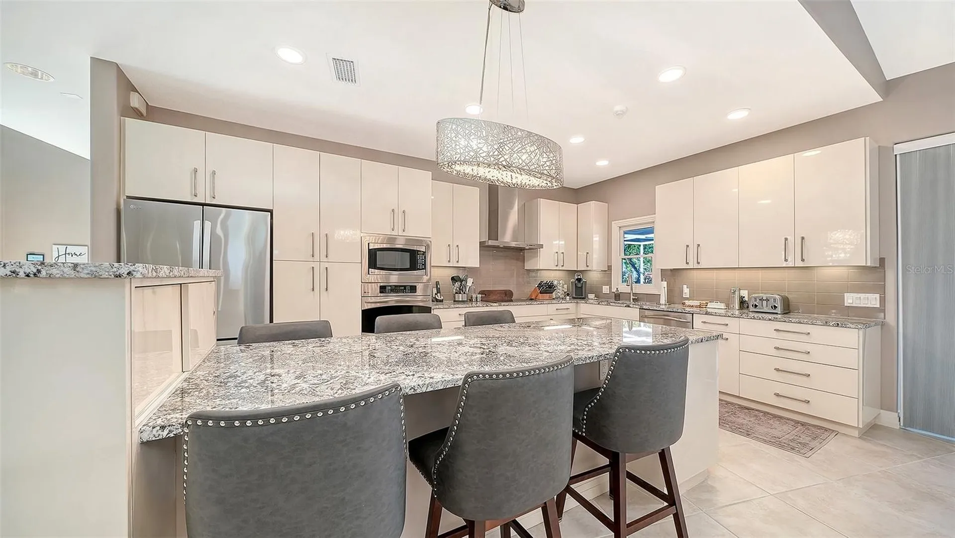 3610 Bayou Circle Longboat Key FL 34228