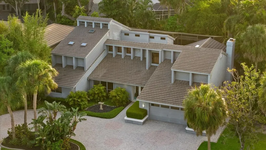 4891 Peregrine Point E Sarasota FL 34231