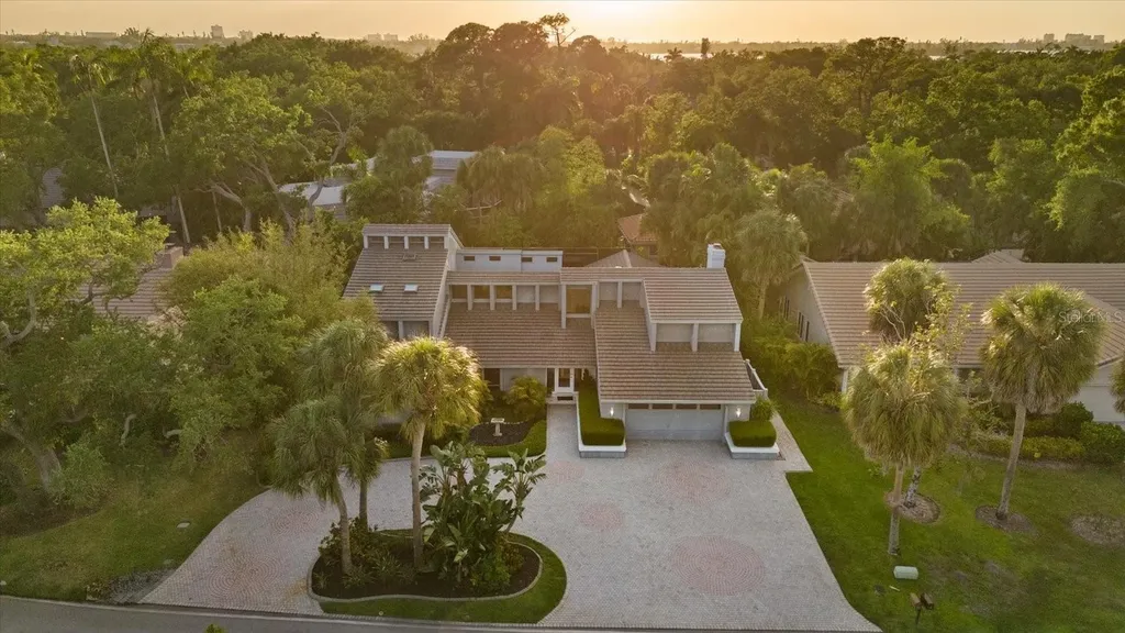 4891 Peregrine Point E Sarasota FL 34231