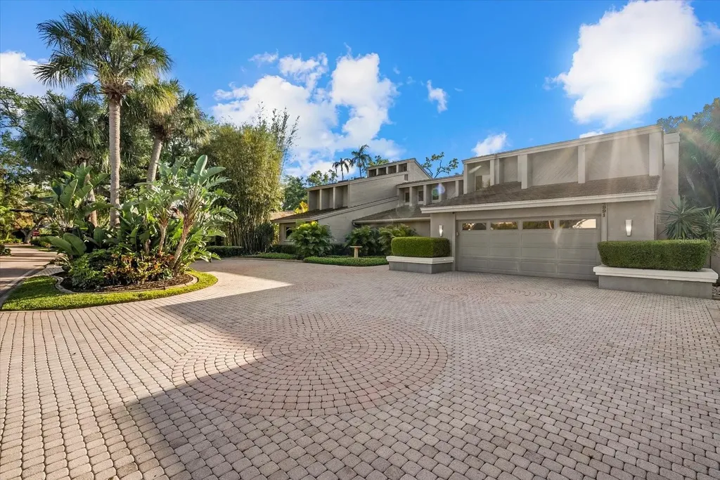4891 Peregrine Point E Sarasota FL 34231