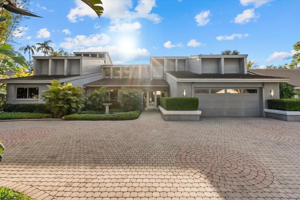 4891 Peregrine Point E Sarasota FL 34231