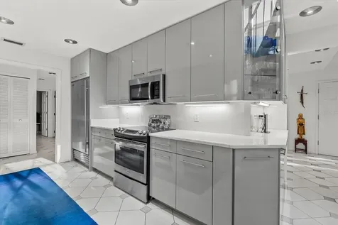 4891 Peregrine Point E Sarasota FL 34231