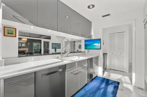 4891 Peregrine Point E Sarasota FL 34231
