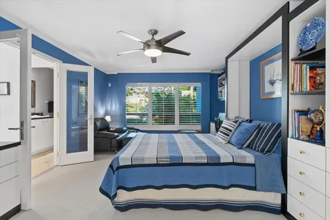 4891 Peregrine Point E Sarasota FL 34231