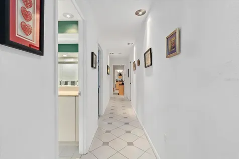 4891 Peregrine Point E Sarasota FL 34231