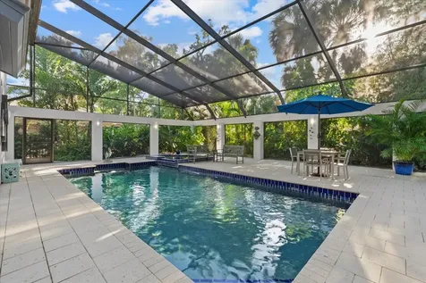 4891 Peregrine Point E Sarasota FL 34231