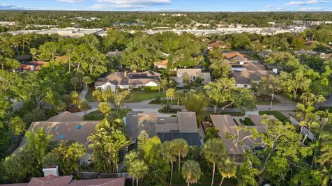 4891 Peregrine Point E Sarasota FL 34231