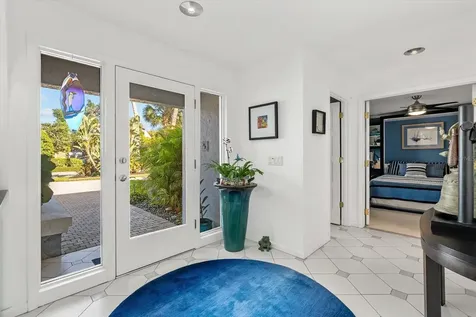 4891 Peregrine Point E Sarasota FL 34231
