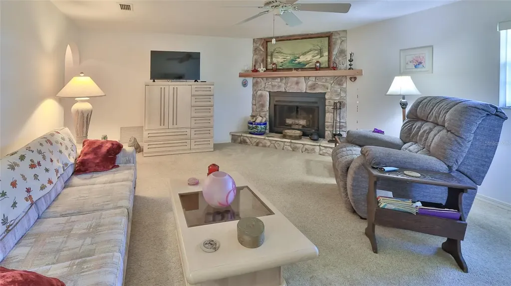 2823 Royal Palm Drive Edgewater FL 32141
