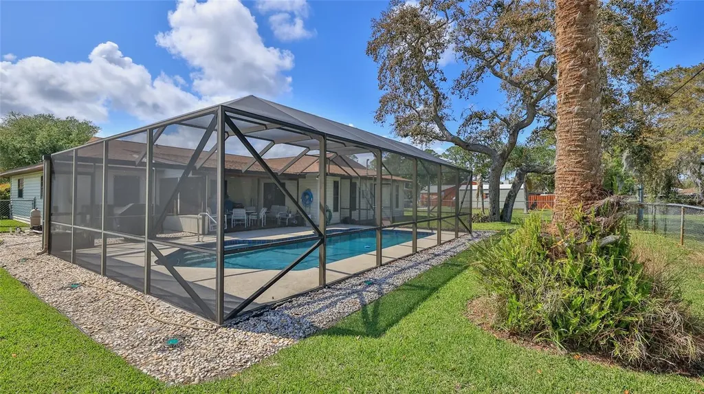 2823 Royal Palm Drive Edgewater FL 32141