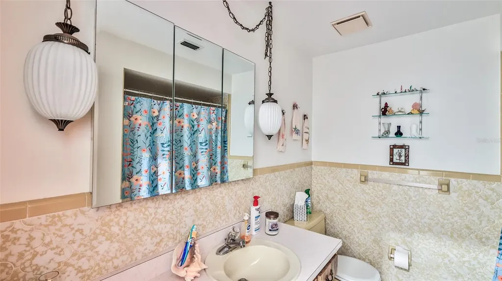 2823 Royal Palm Drive Edgewater FL 32141