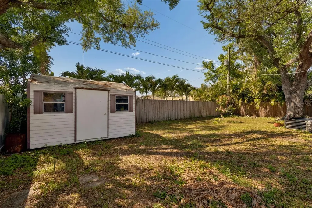 4519 S Cooper Place Tampa FL 33611