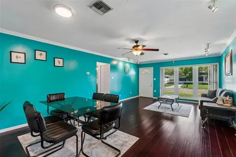4519 S Cooper Place Tampa FL 33611
