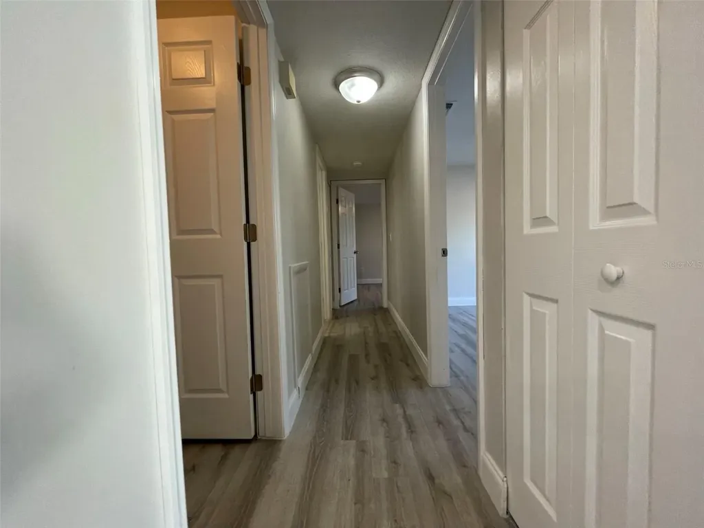 139 Hunter Lake Drive Oldsmar FL 34677