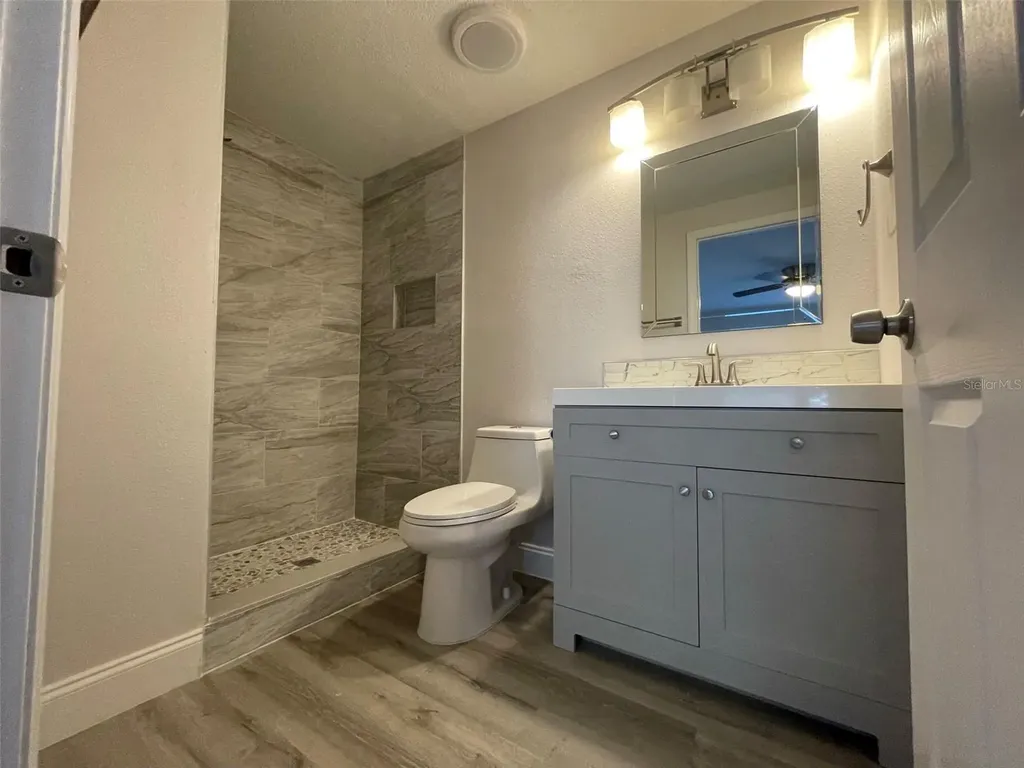 139 Hunter Lake Drive Oldsmar FL 34677