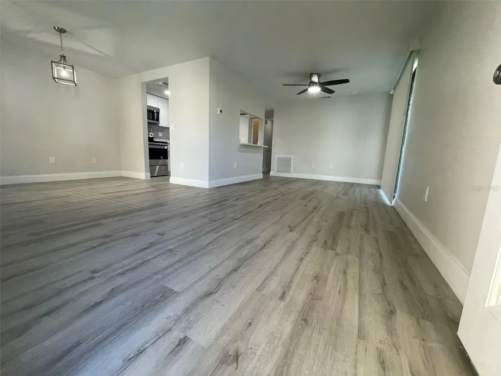 139 Hunter Lake Drive Oldsmar FL 34677