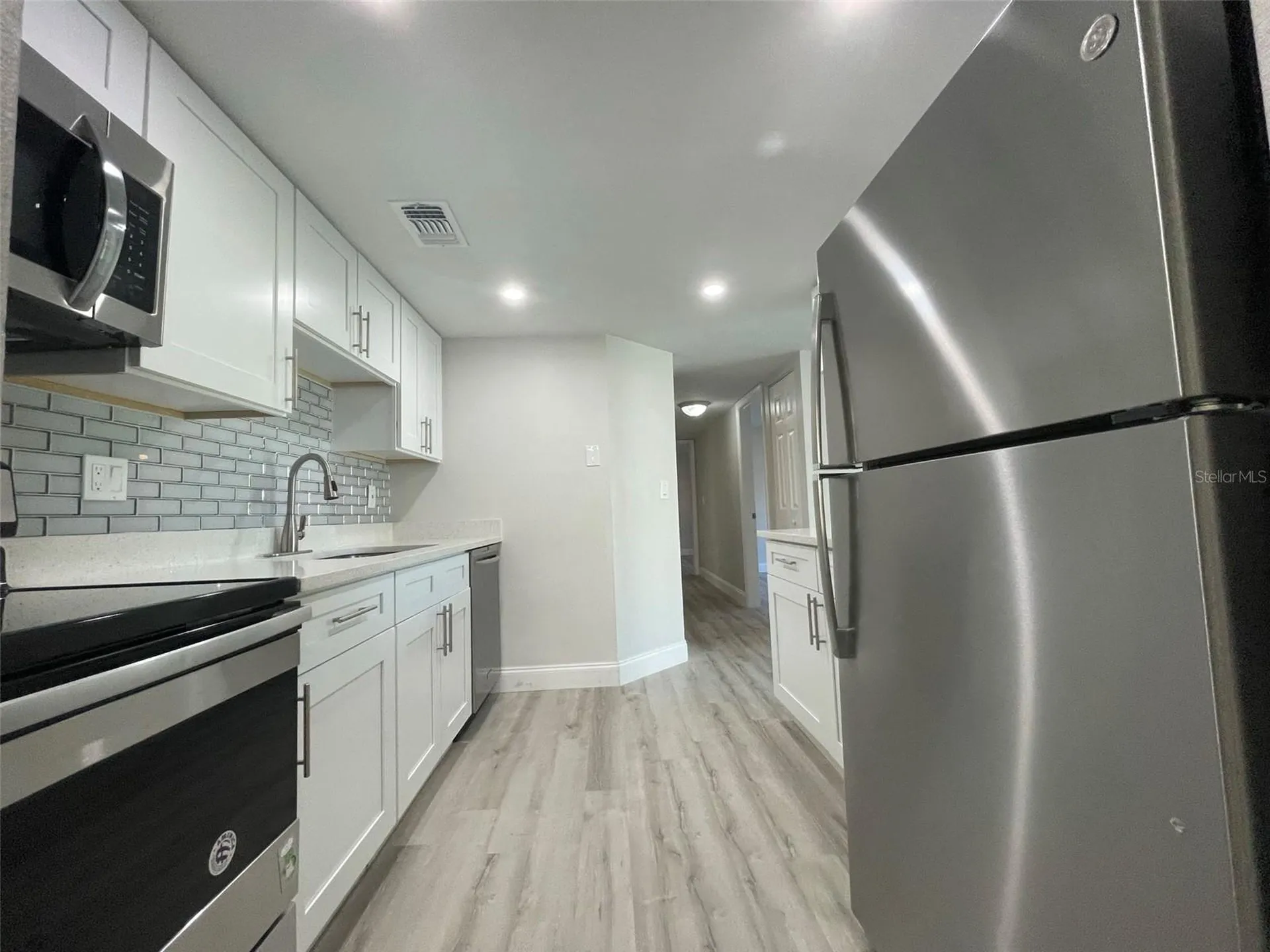 139 Hunter Lake Drive Oldsmar FL 34677