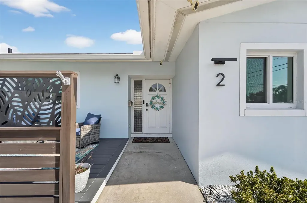 2 79th Street S St Petersburg FL 33707