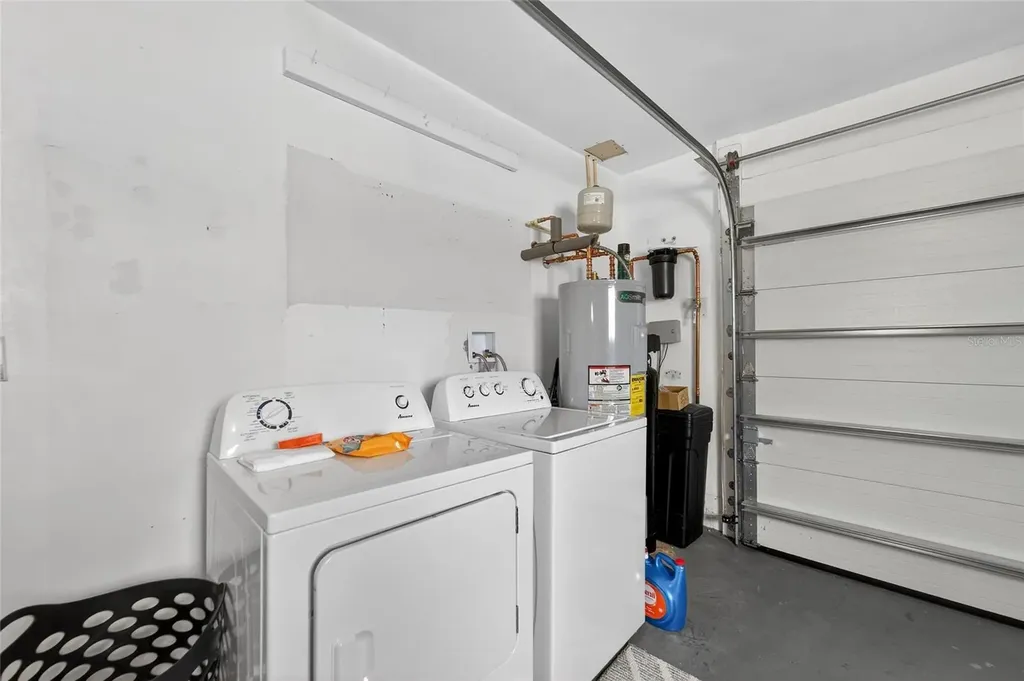 2 79th Street S St Petersburg FL 33707