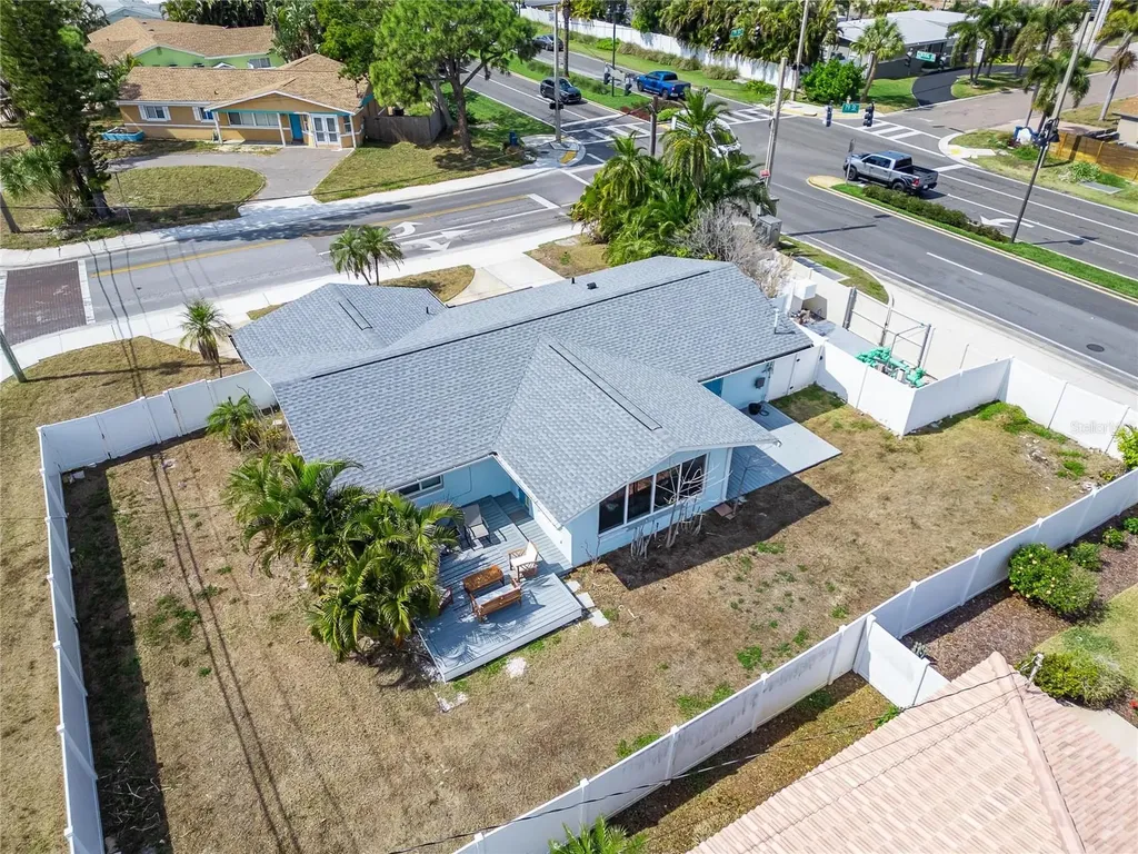 2 79th Street S St Petersburg FL 33707