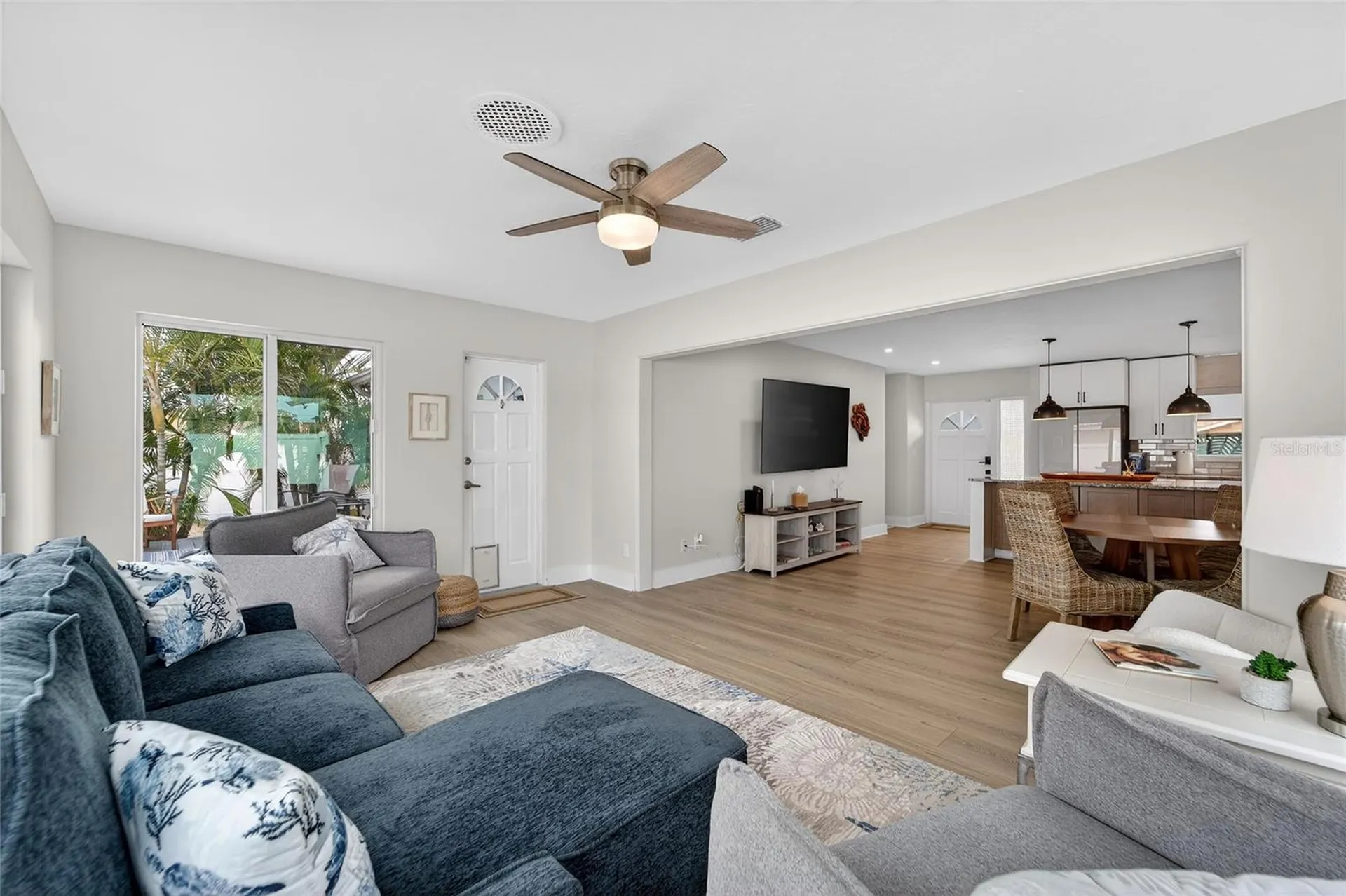 2 79th Street S St Petersburg FL 33707