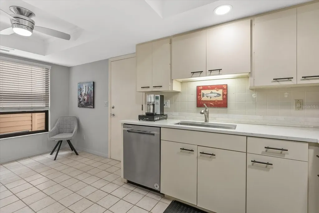 3862 Wilshire Circle W Sarasota FL 34238