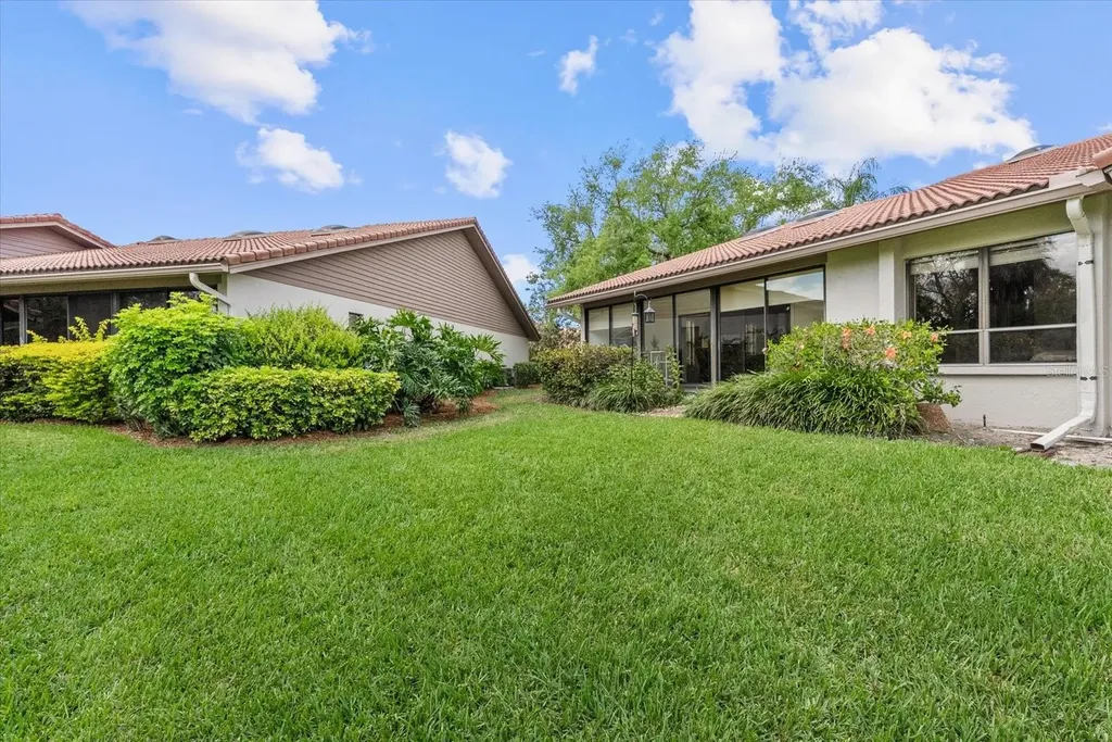 3862 Wilshire Circle W Sarasota FL 34238