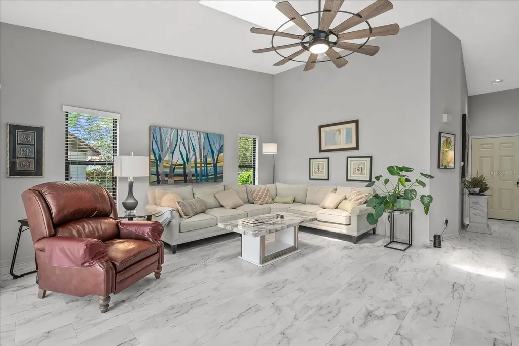 3862 Wilshire Circle W Sarasota FL 34238
