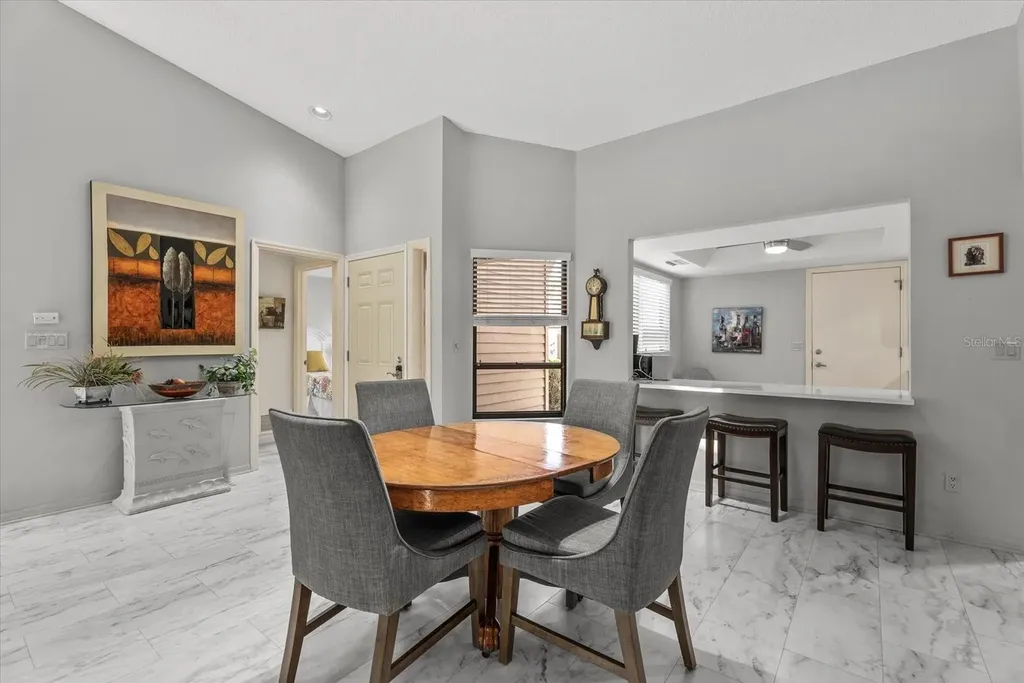 3862 Wilshire Circle W Sarasota FL 34238