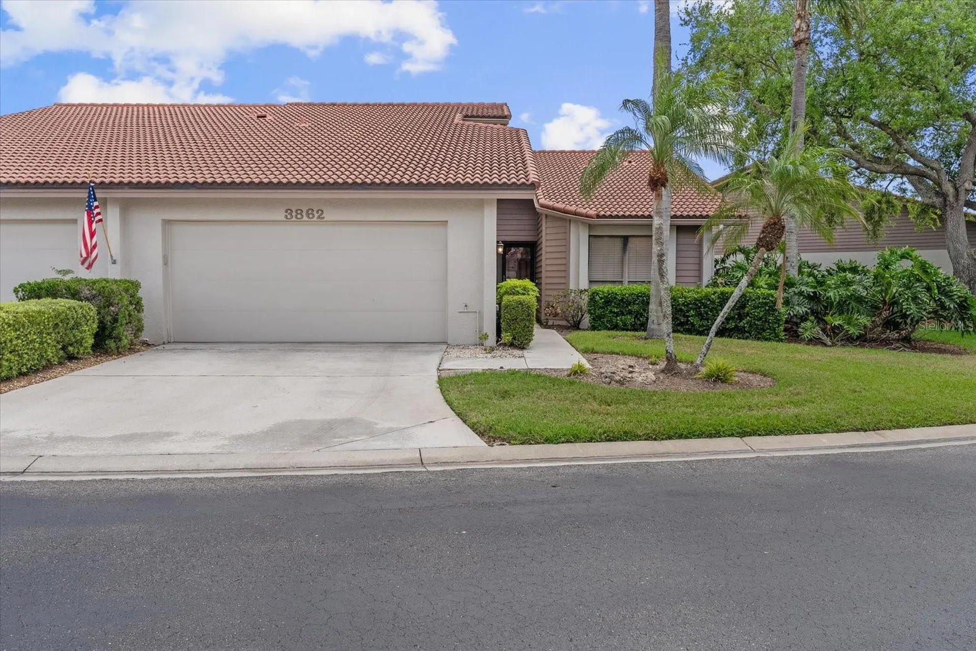 3862 Wilshire Circle W Sarasota FL 34238