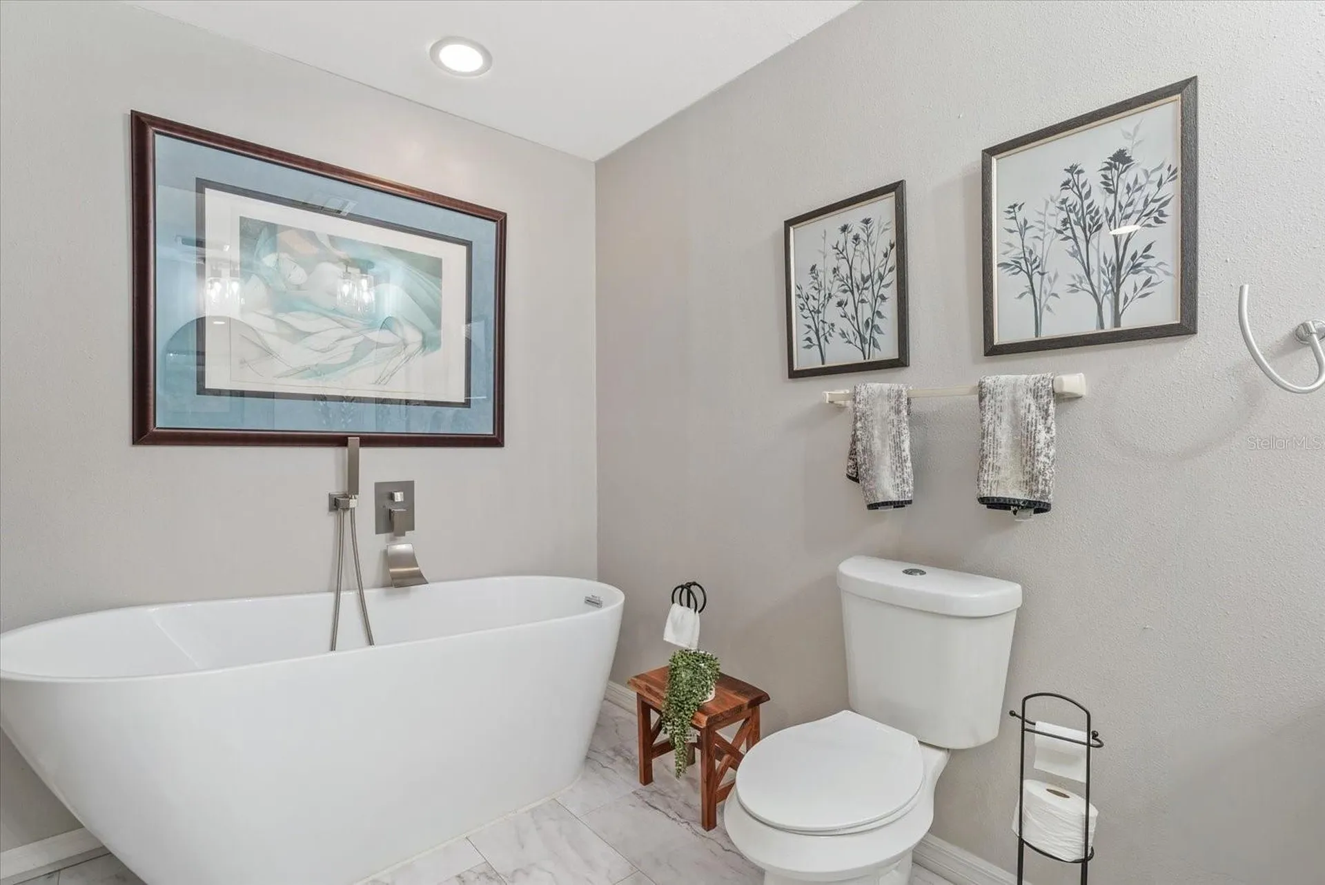 3862 Wilshire Circle W Sarasota FL 34238