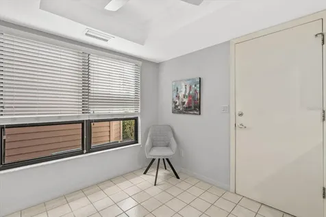 3862 Wilshire Circle W Sarasota FL 34238