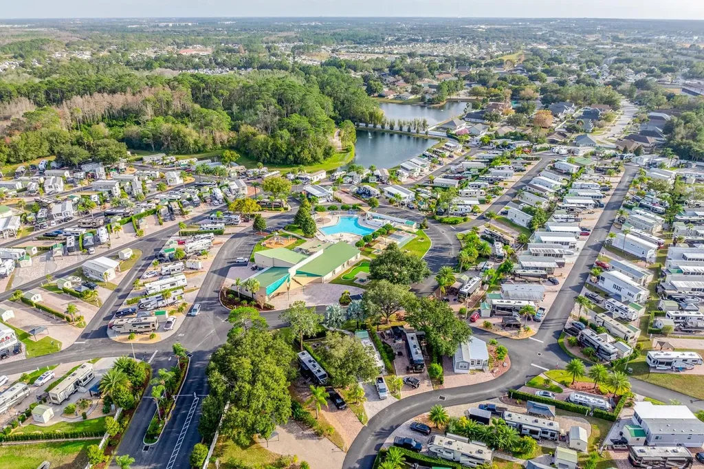 2410 Limewood Avenue Clermont FL 34714