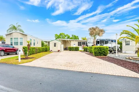 2410 Limewood Avenue Clermont FL 34714