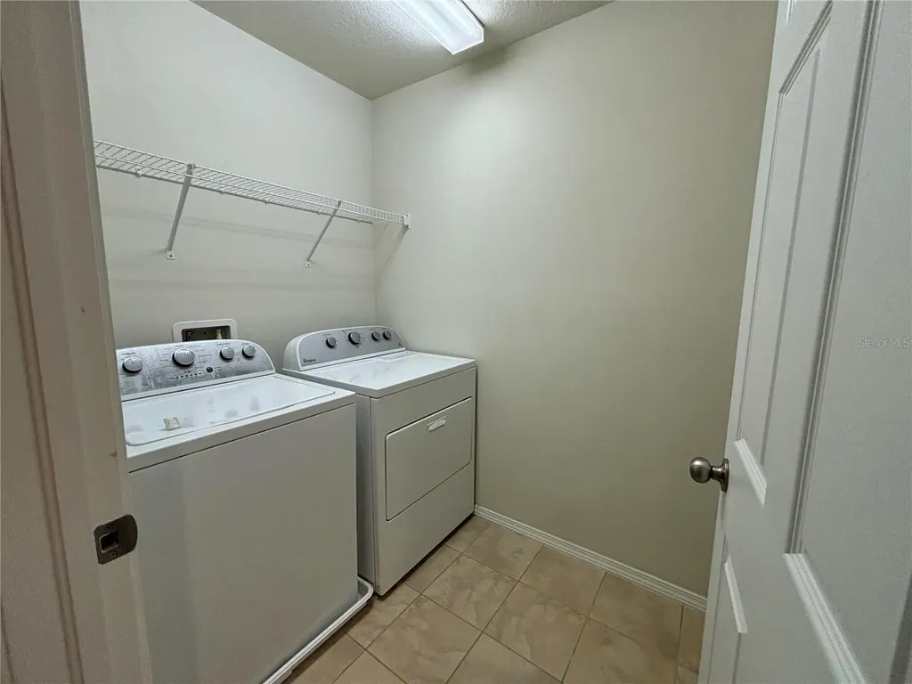 4912 White Sanderling Court Tampa FL 33619
