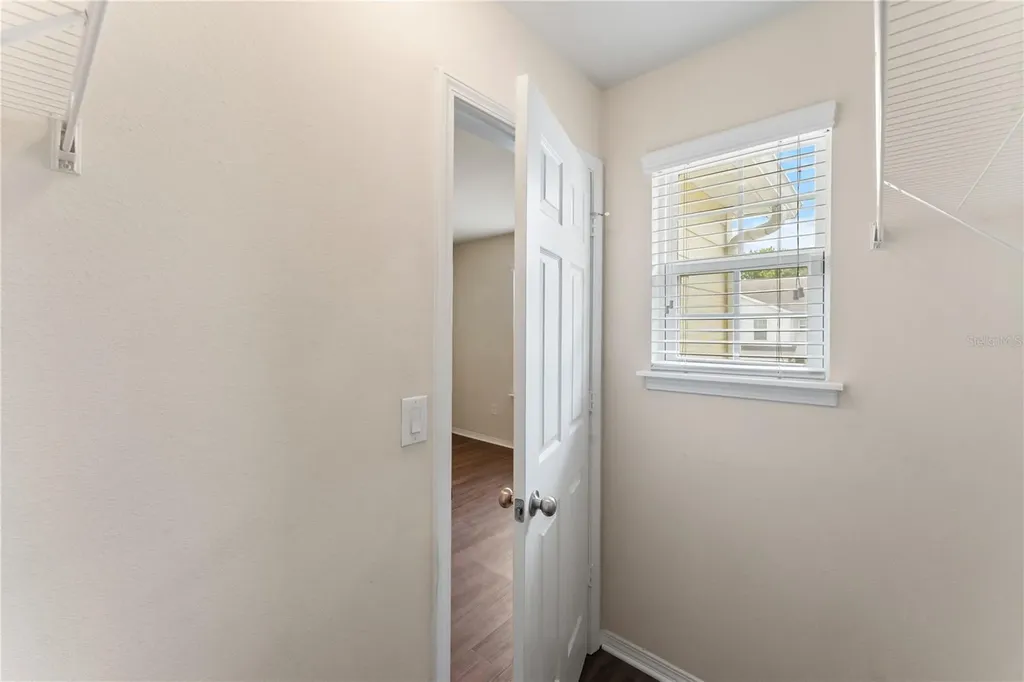 4912 White Sanderling Court Tampa FL 33619