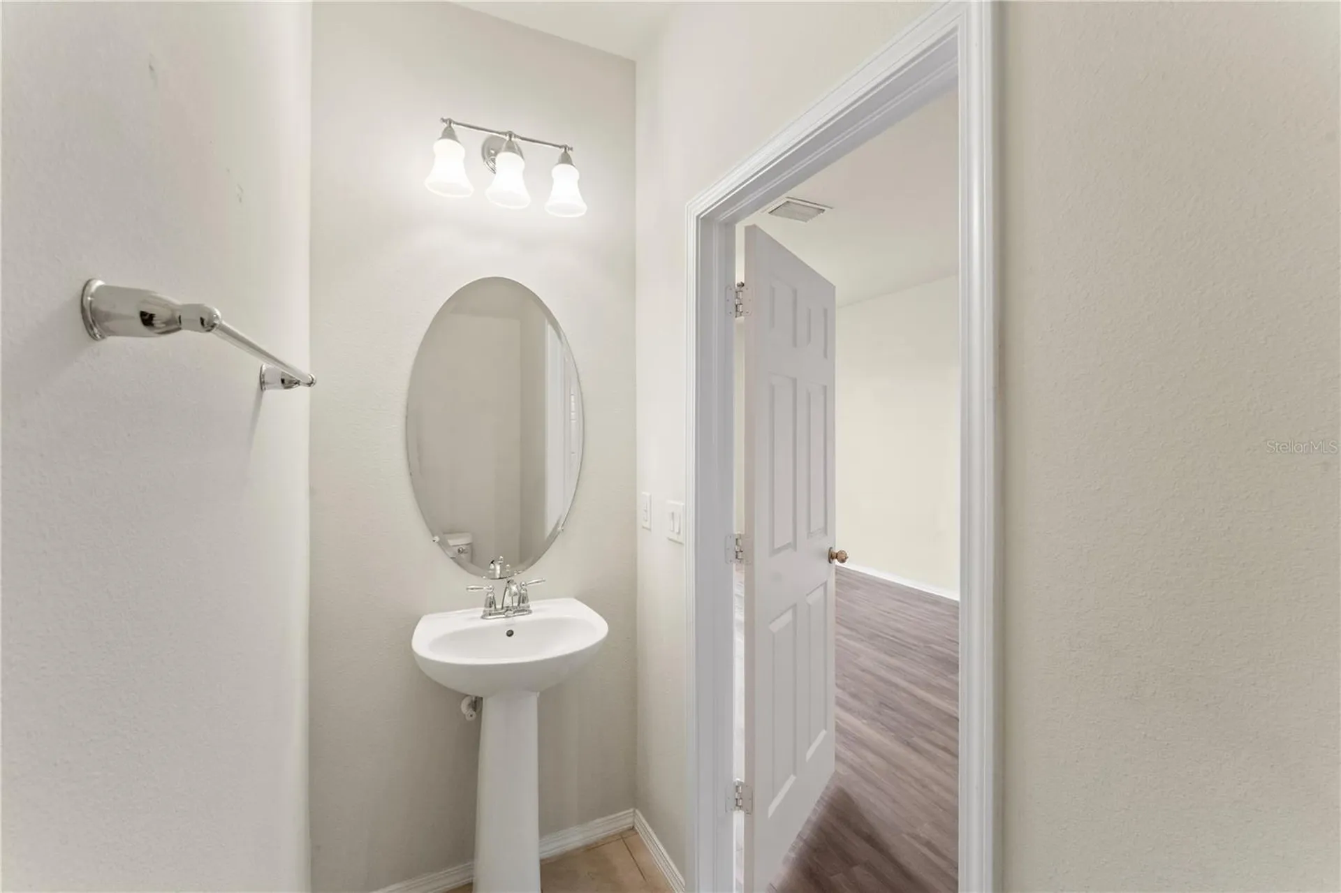 4912 White Sanderling Court Tampa FL 33619