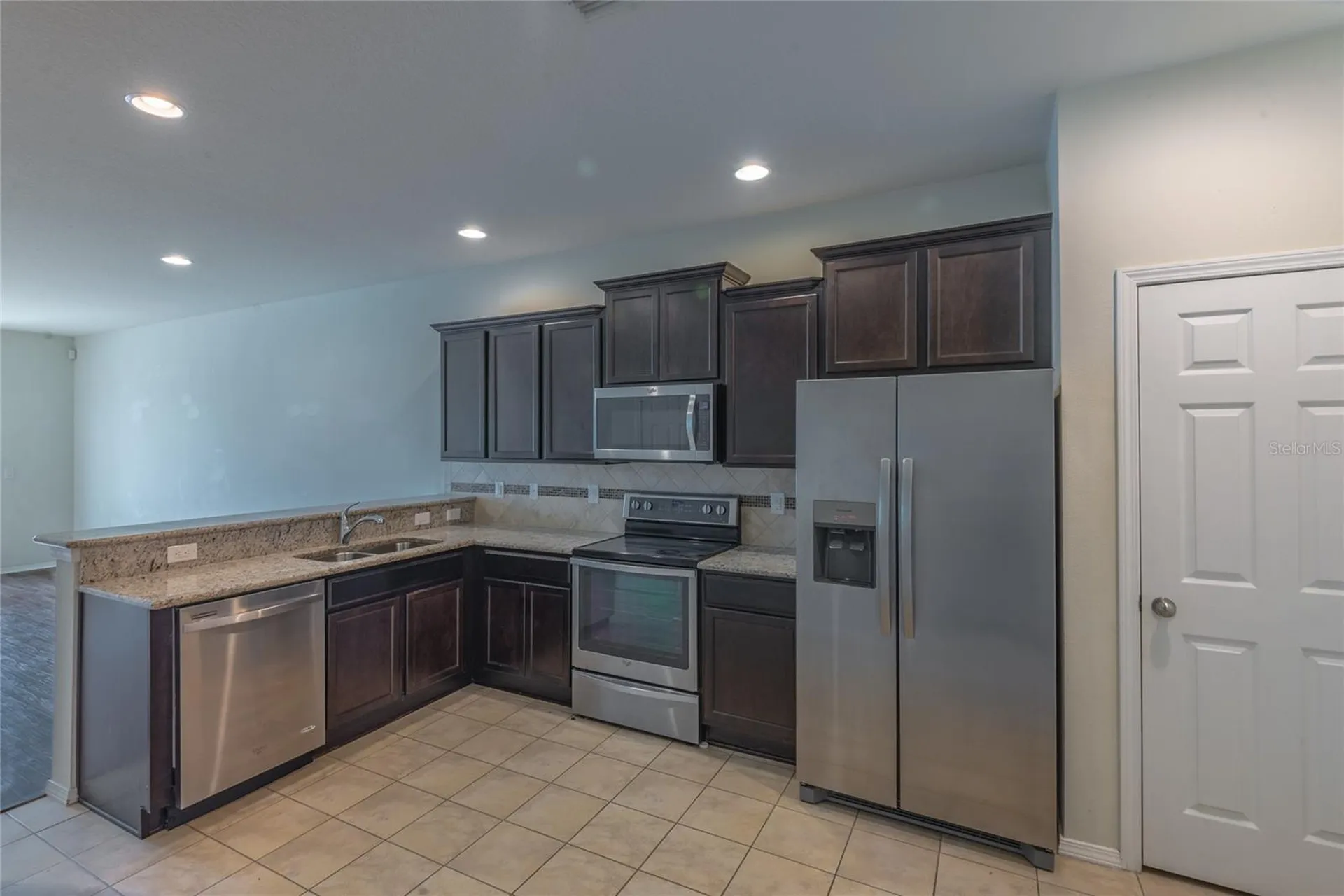 4912 White Sanderling Court Tampa FL 33619