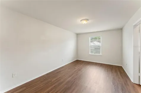 4912 White Sanderling Court Tampa FL 33619