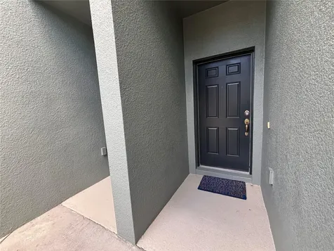 4912 White Sanderling Court Tampa FL 33619
