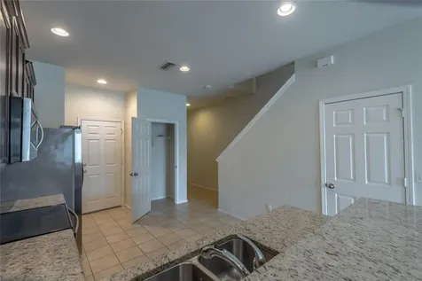 4912 White Sanderling Court Tampa FL 33619