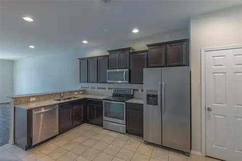 4912 White Sanderling Court Tampa FL 33619