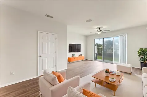 4912 White Sanderling Court Tampa FL 33619