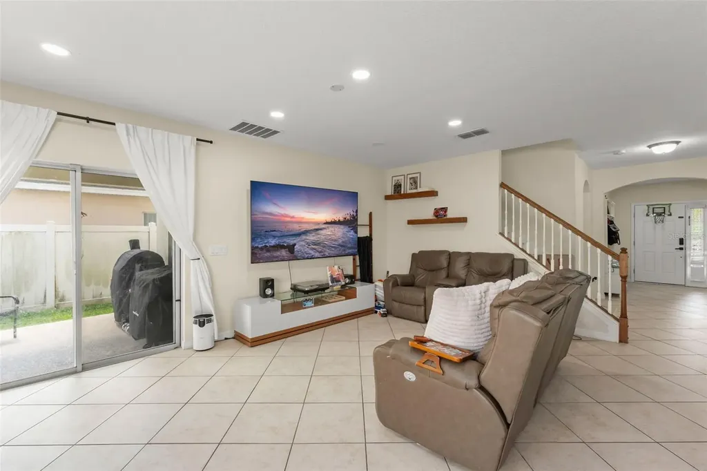 10507 Cabbage Tree Loop Orlando FL 32825