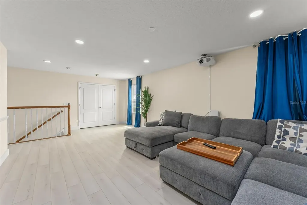 10507 Cabbage Tree Loop Orlando FL 32825