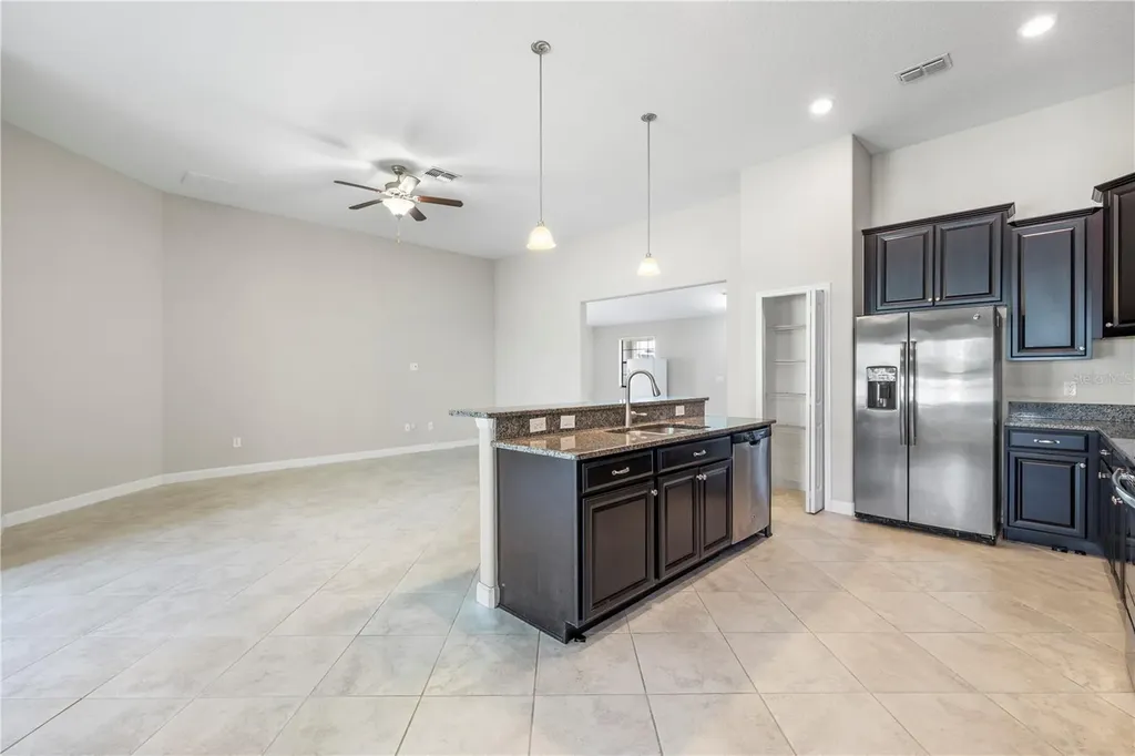 9864 Smarty Jones Drive Ruskin FL 33573