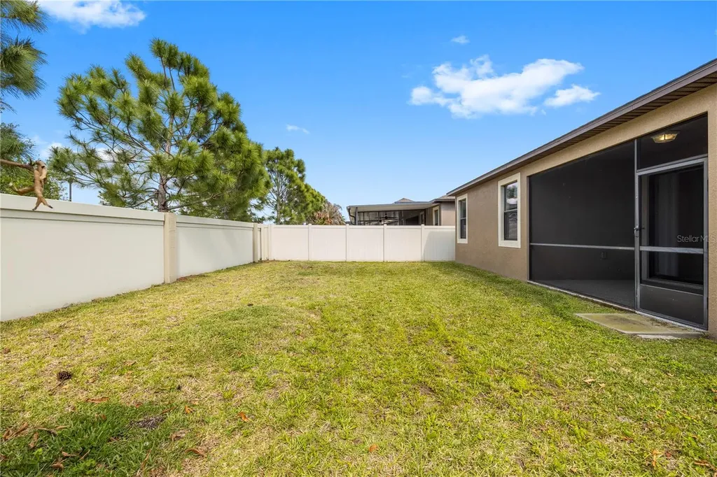 9864 Smarty Jones Drive Ruskin FL 33573