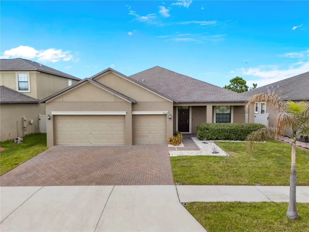 9864 Smarty Jones Drive Ruskin FL 33573