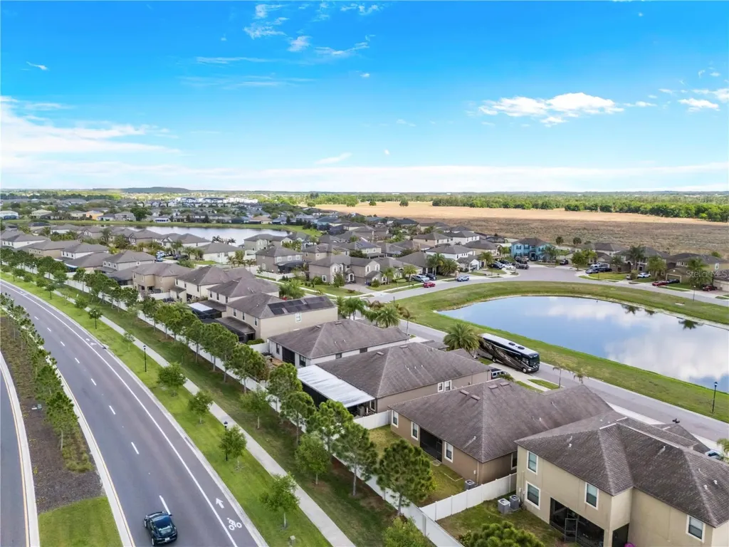 9864 Smarty Jones Drive Ruskin FL 33573