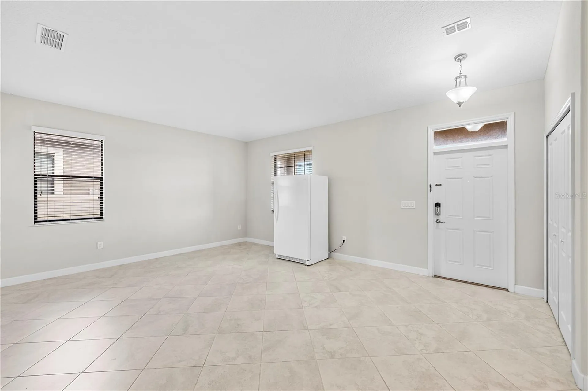 9864 Smarty Jones Drive Ruskin FL 33573
